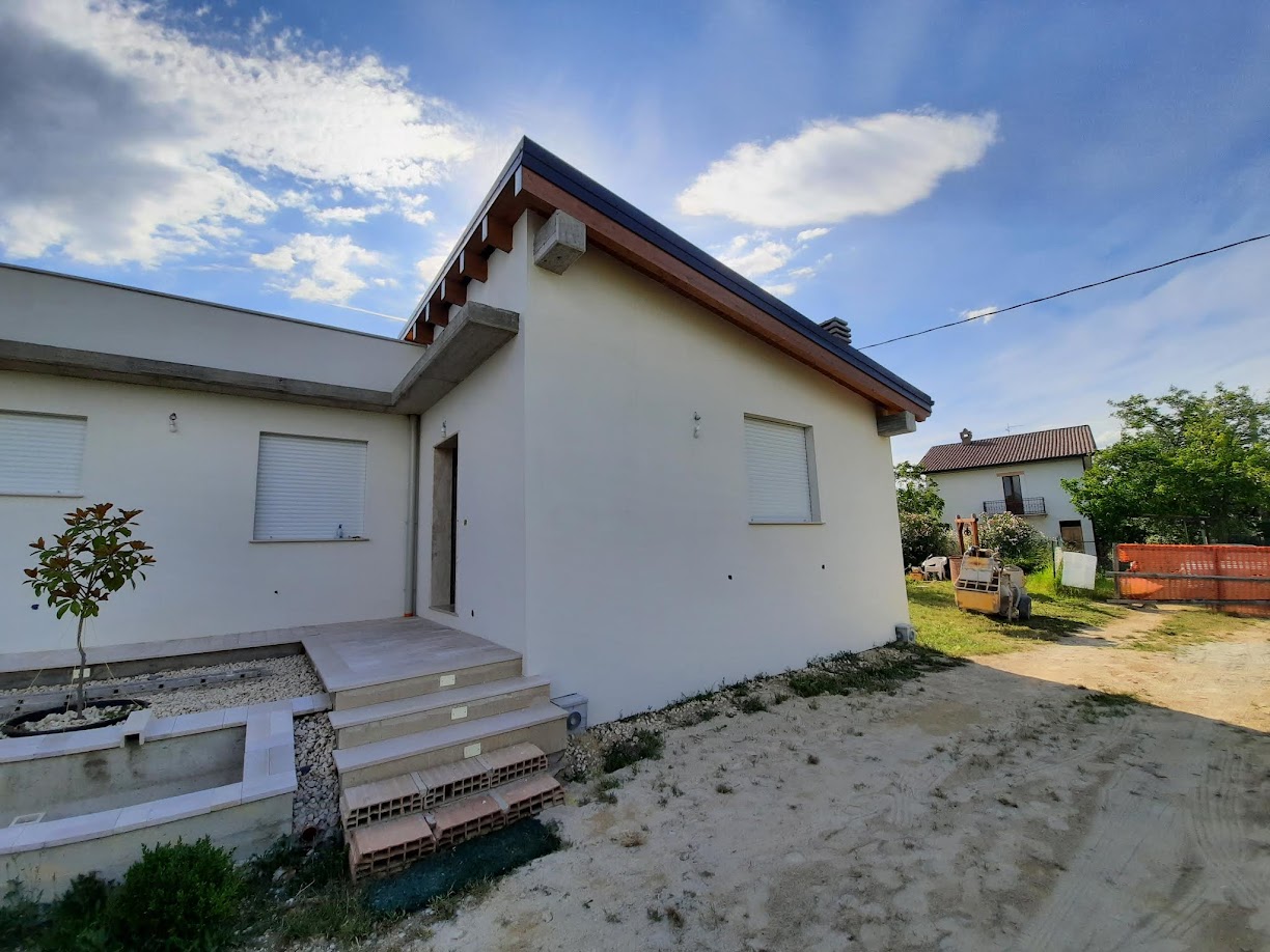 PROGETTAZIONE E DIREZIONE LAVORI FABBRICATO AD USO CIVILE IN MURATURA PORTANTE