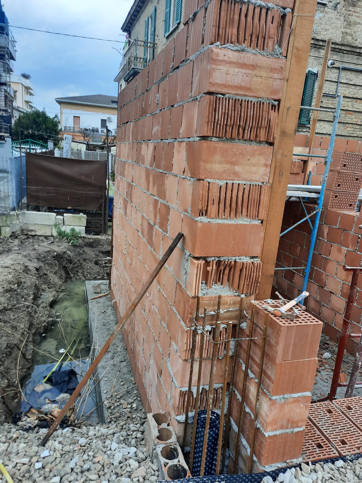 DEMOLIZIONE E RICOSTRUZIONE MINI CONDOMINIO SUPERBONUS 110