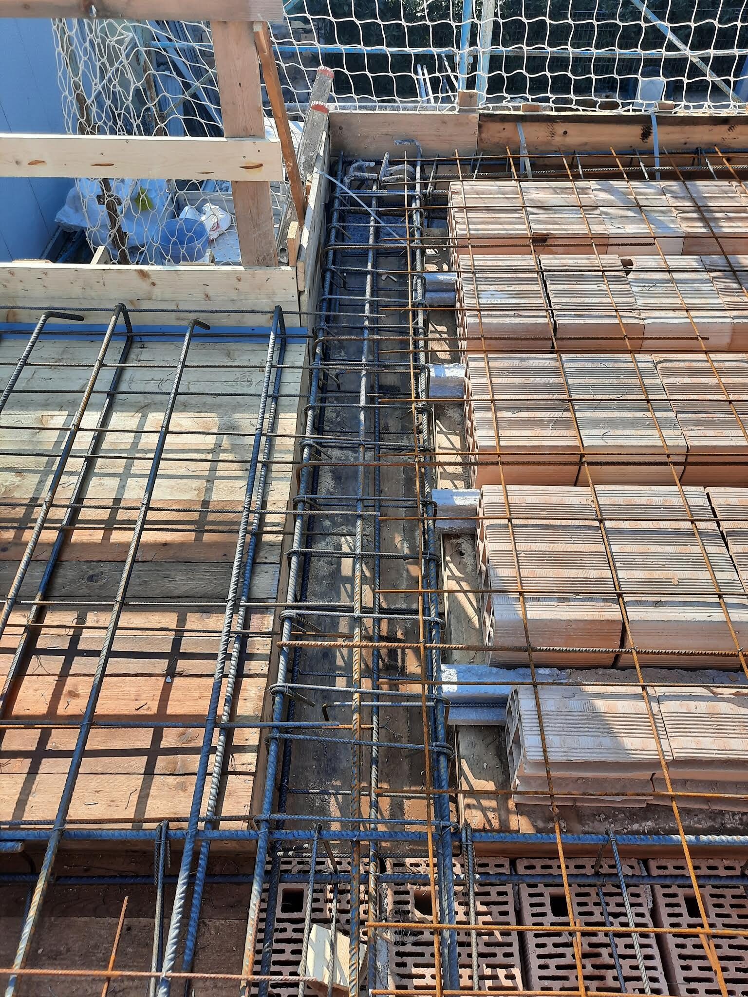 DEMOLIZIONE E RICOSTRUZIONE MINI CONDOMINIO SUPERBONUS 110