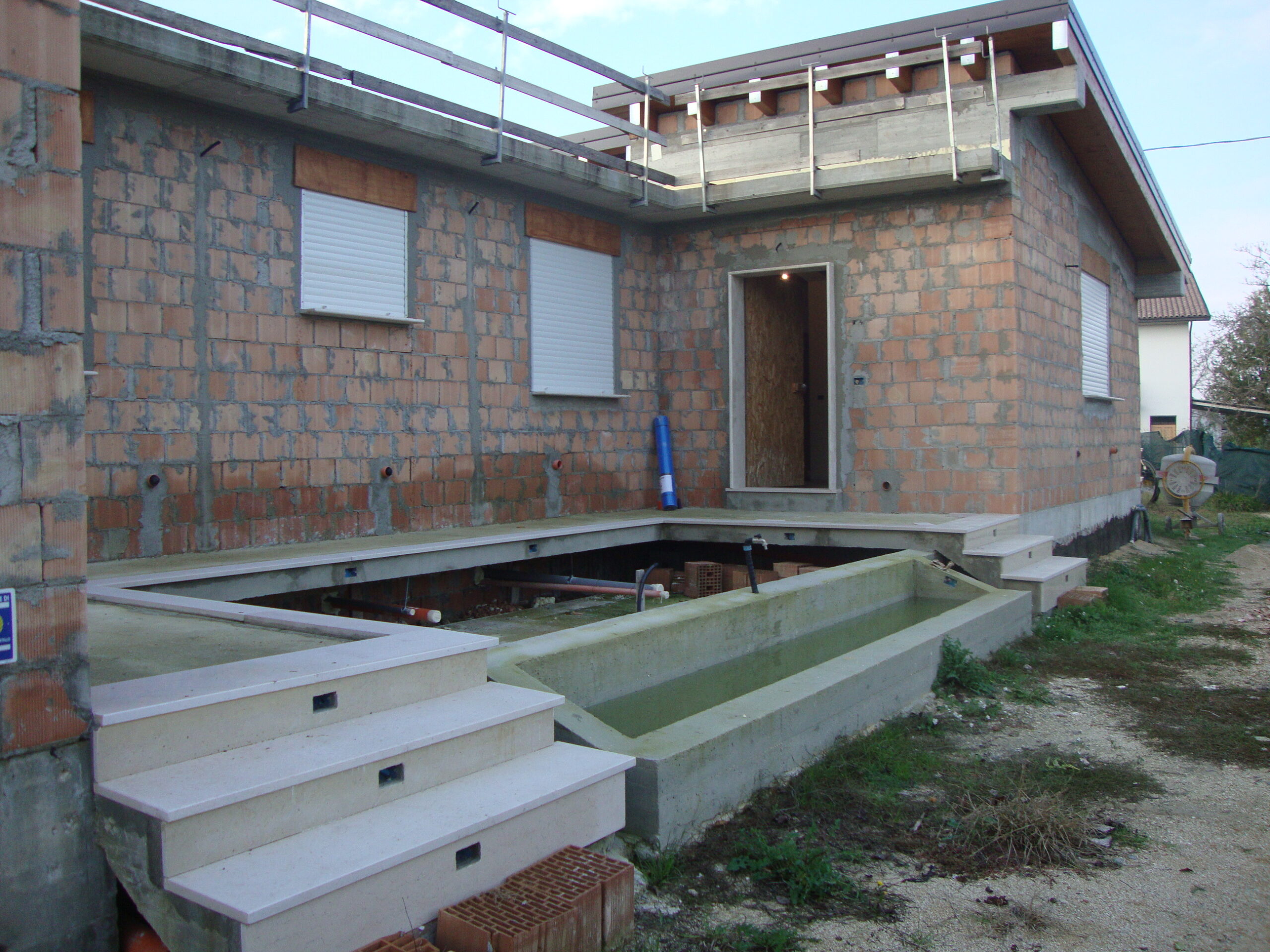 PROGETTAZIONE E DIREZIONE LAVORI FABBRICATO AD USO CIVILE IN MURATURA PORTANTE