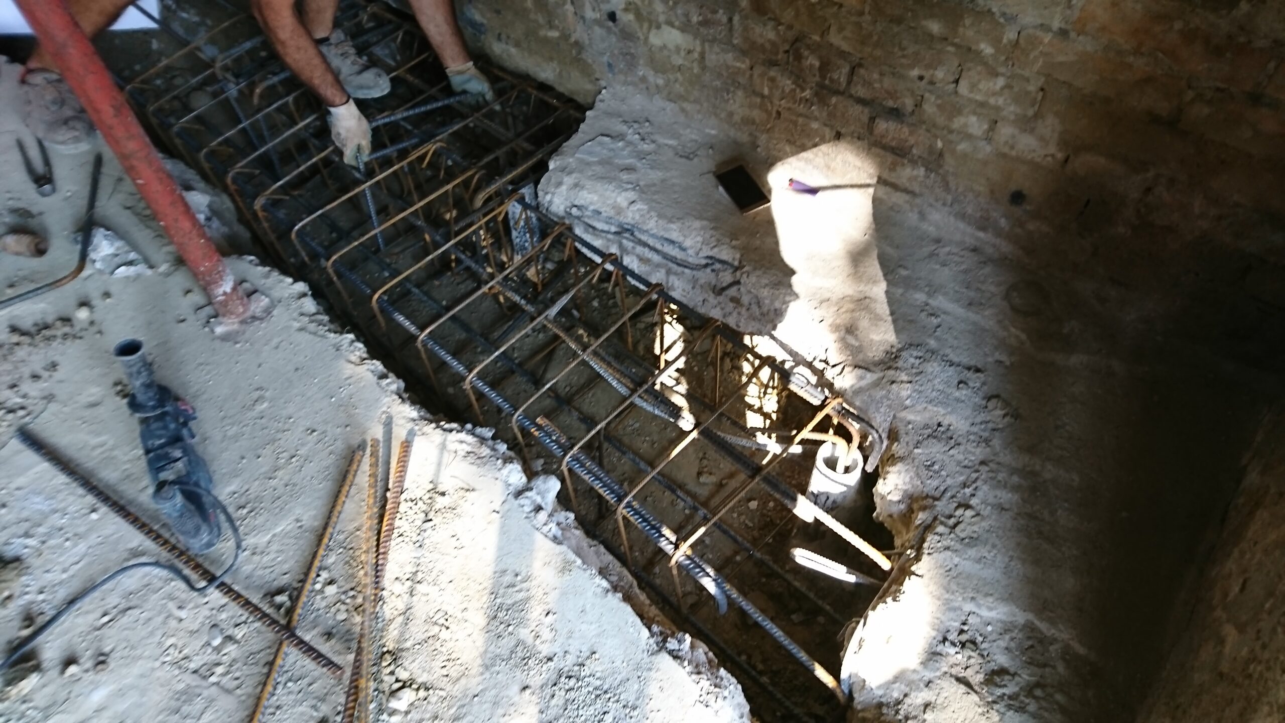 CONSOLIDAMENTO IN FONDAZIONE STRUTTURE ESISTENTI