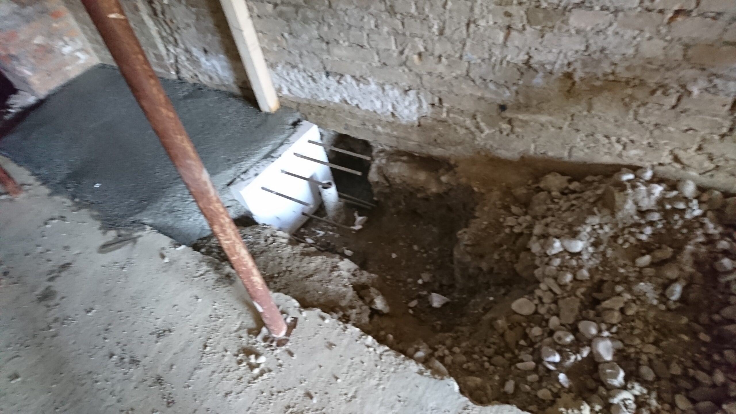 CONSOLIDAMENTO IN FONDAZIONE STRUTTURE ESISTENTI