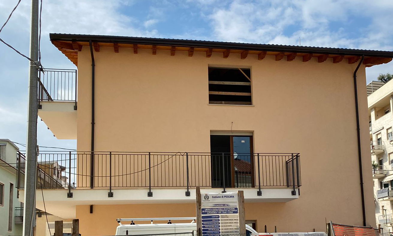 DEMOLIZIONE E RICOSTRUZIONE MINI CONDOMINIO SUPERBONUS 110